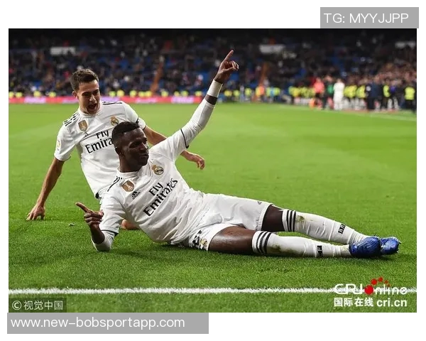 维尼修斯在安帅指导下迎来职业生涯新高峰贡献92球60助攻展现非凡实力